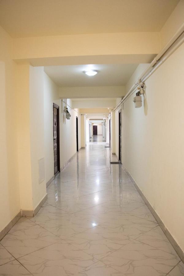 Apartament Capitala Militari Roşu Eksteriør bilde